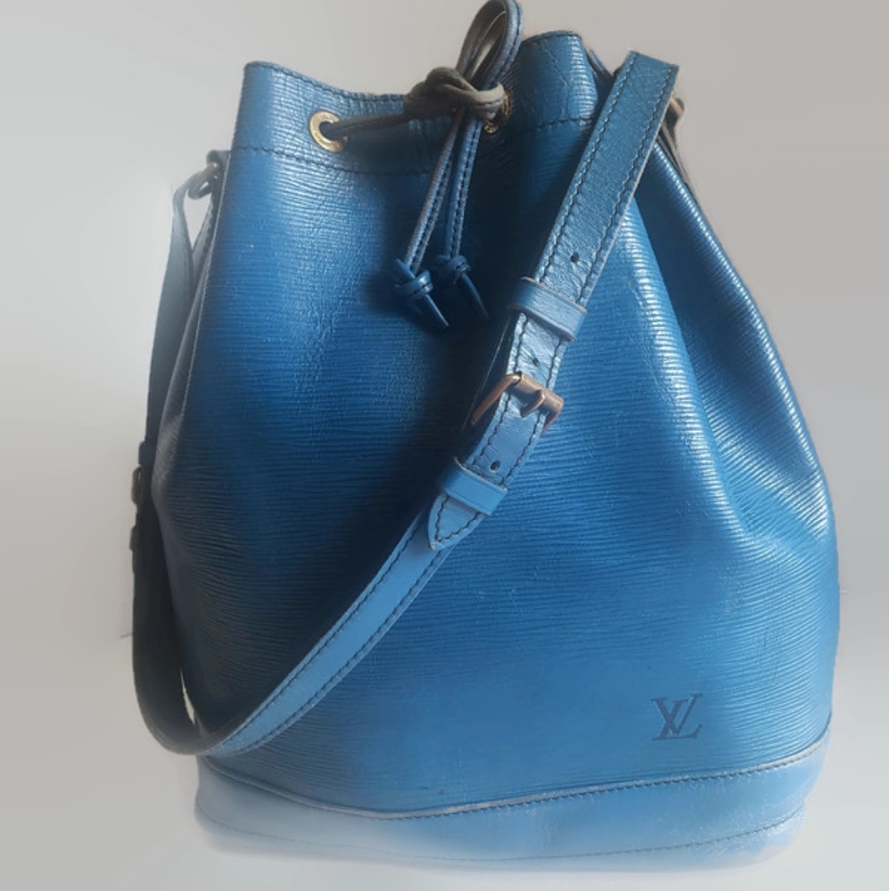 Louis Vuitton Blue Epi Toledo Noe GM